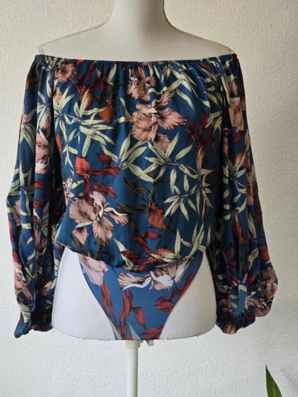 Zara blue tropical Cruise Vaca print off-shoulder bodysuit M - Picture 2 of 7